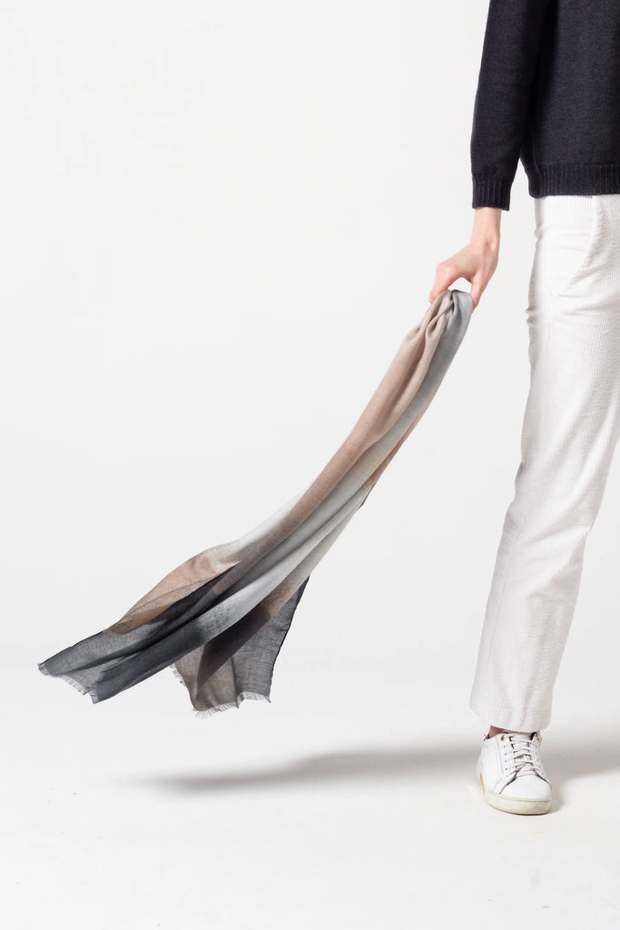 VELUTA Wool Blend Scarf in Sandstone