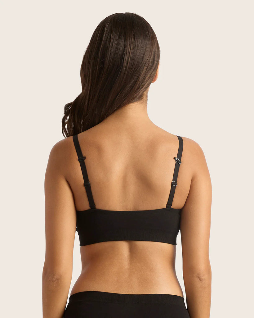 Wireless T-Shirt Bra in Black