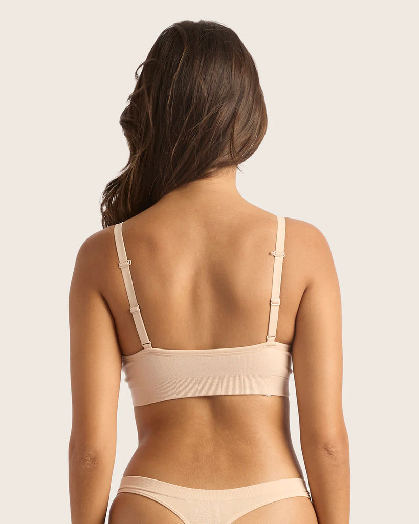 Wireless T-Shirt Bra in Shell