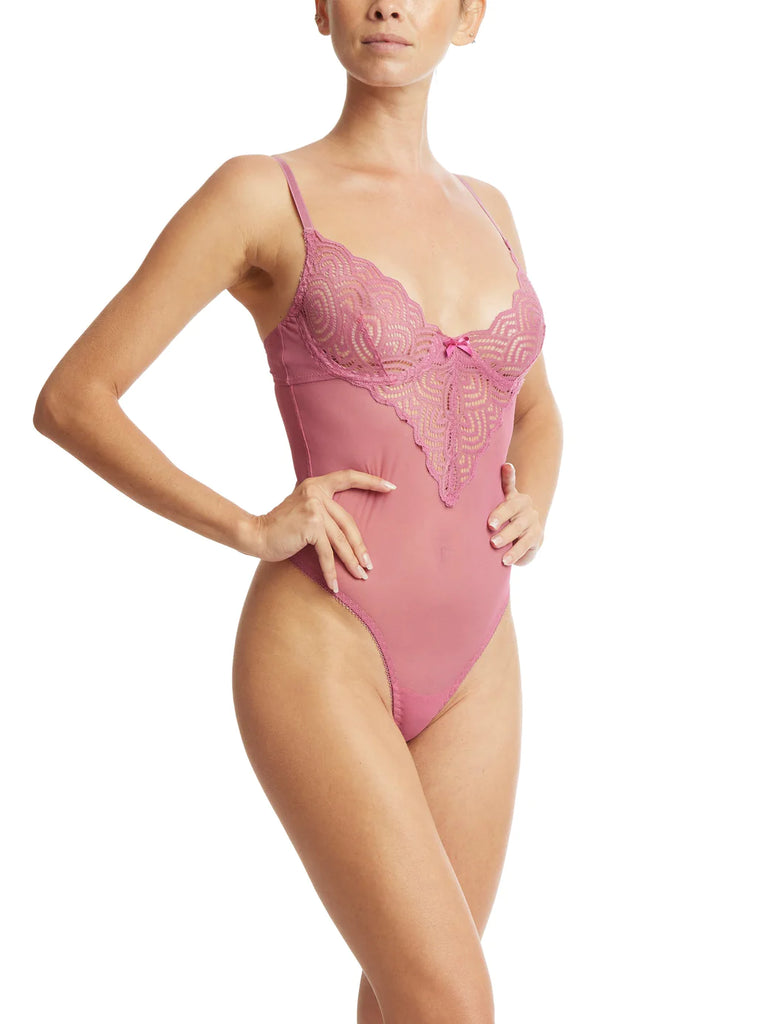 ALONG THE LINES Underwire Bodysuit in Rosehip Pink