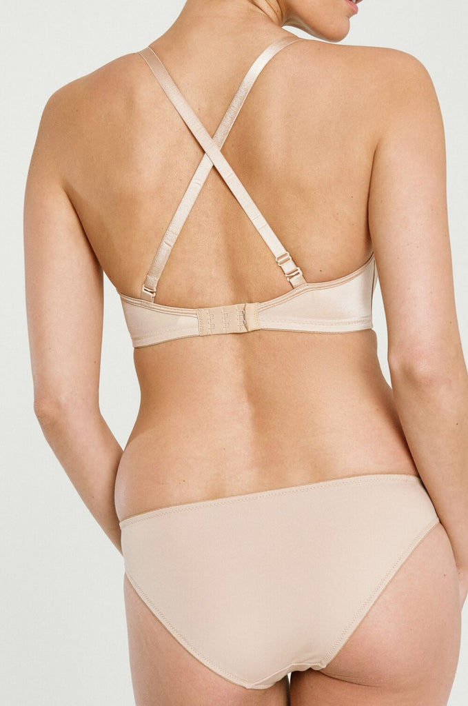 Ultra Lift Low Plunge Backless Bra in Nude