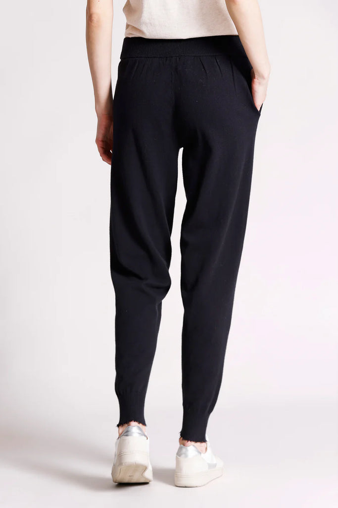 Cashmere/Cotton Frayed Jogger in Black