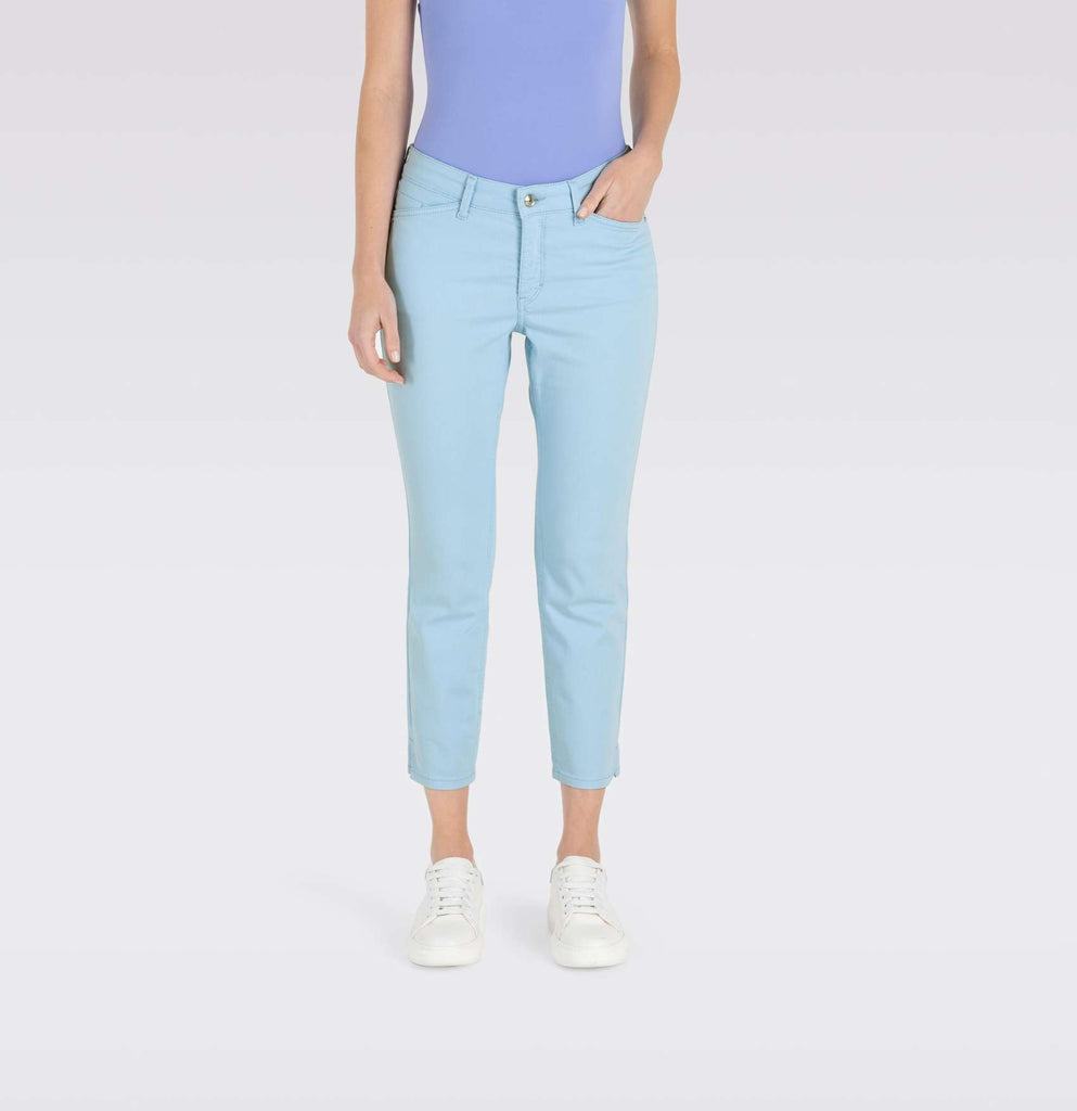 DREAM SUMMER Slim Crop Jeans in Dusk Blue