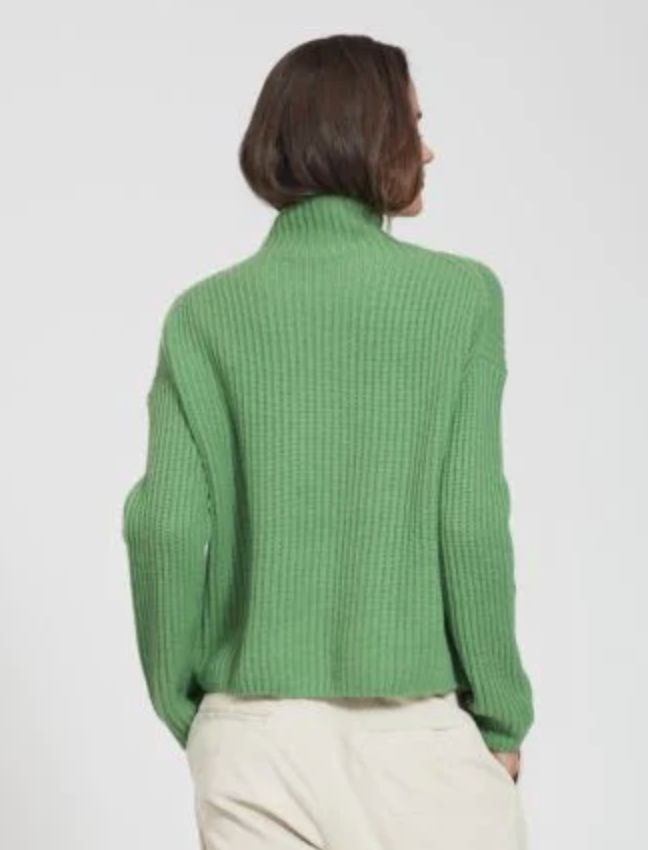 LONA Turtleneck Sweater in Green