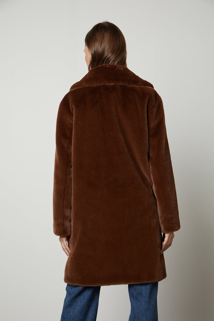 EVALYN Lux Faux Fur Coat in Brown