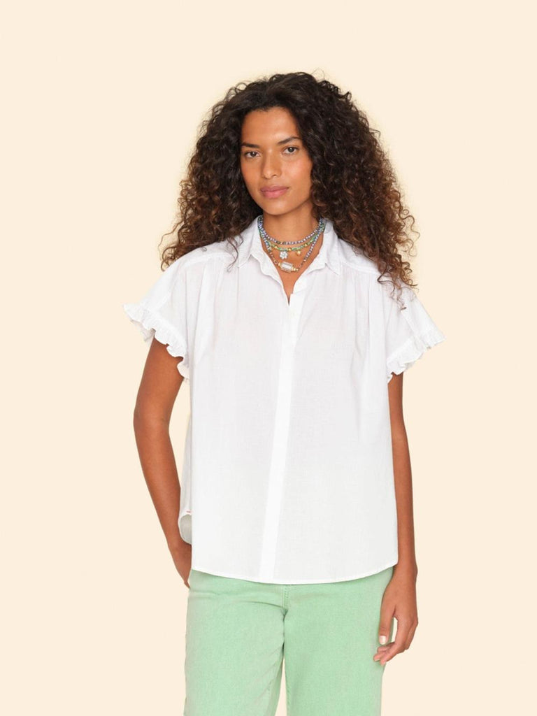 NOAH Ruffle Short Sleeve Blouse in White