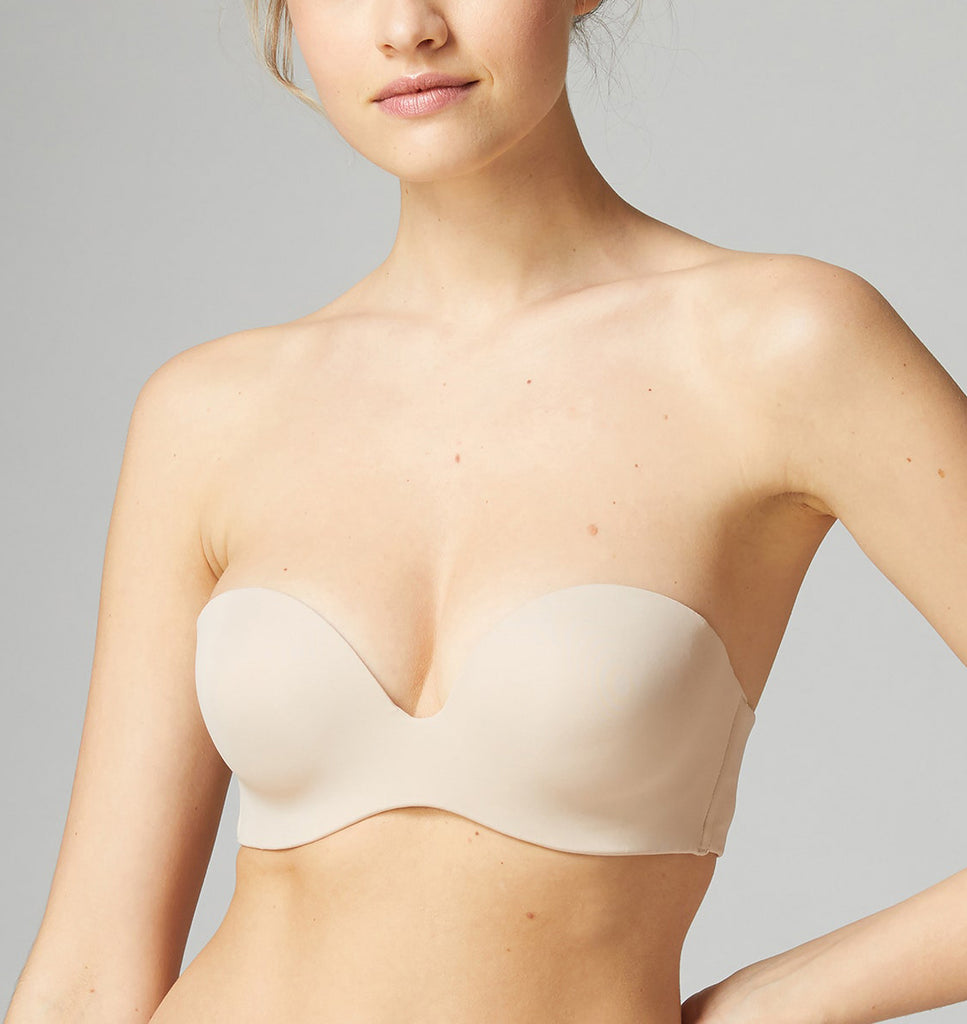 ESSENTIEL Convertible Strapless Bra in Peau Rose