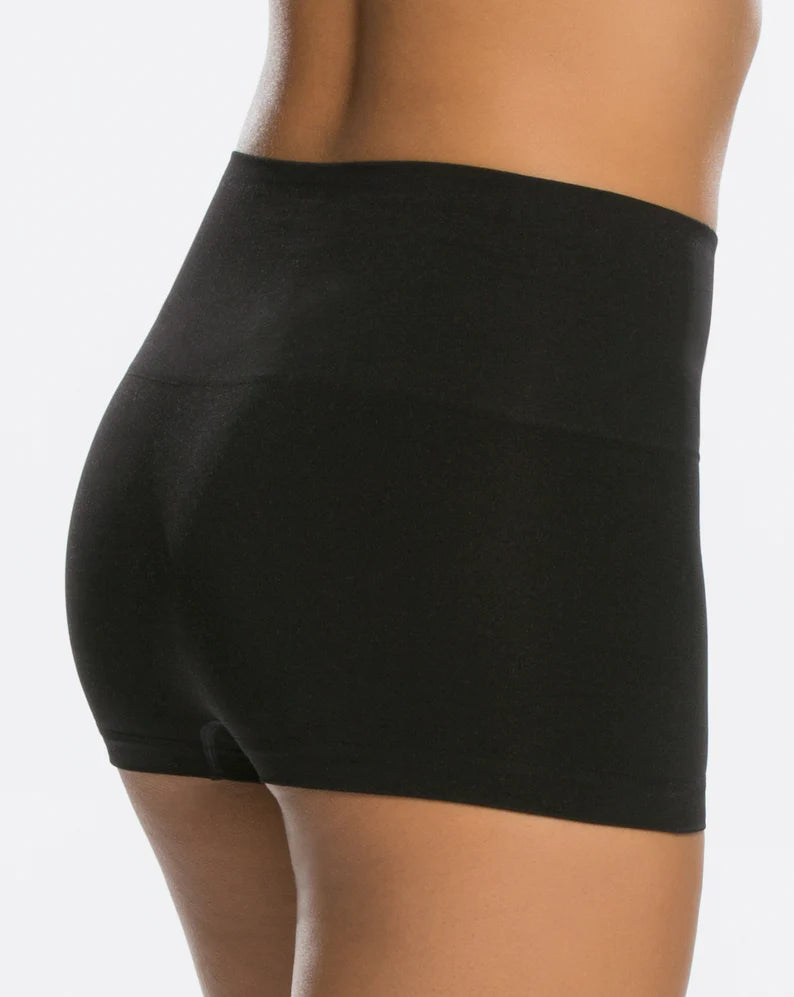 EVERYDAY Shaping Boyshorts in Black