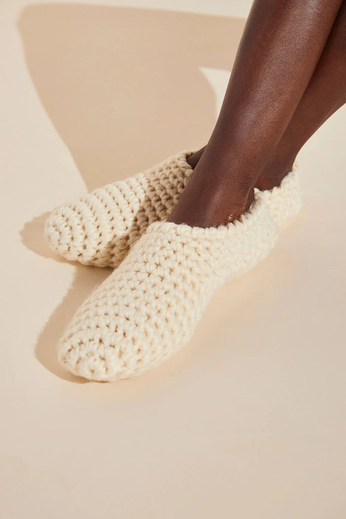 Plush Ankle Slipper Socks in Bone