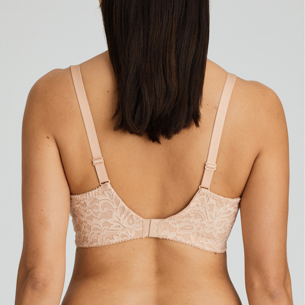 MAGNOLIA Soft Wireless Bra in Light Tan