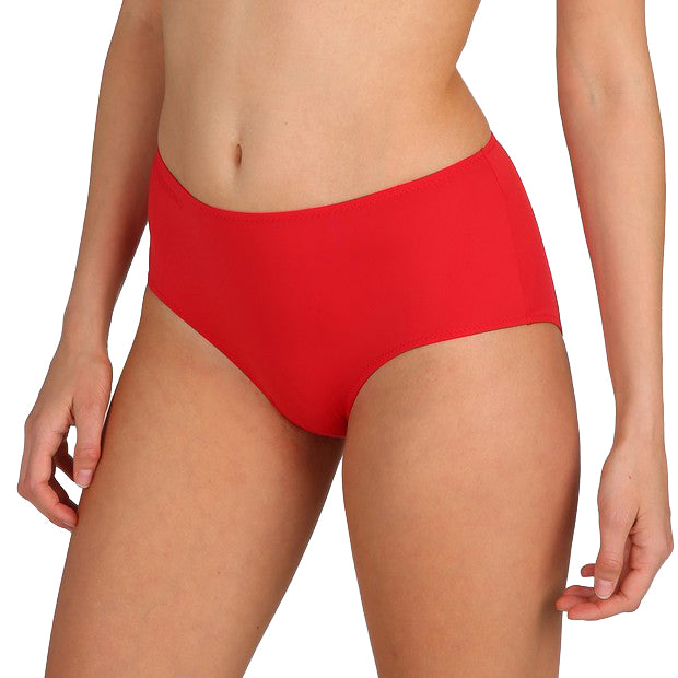TOM Shorts in Scarlet