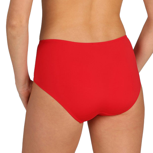 TOM Shorts in Scarlet