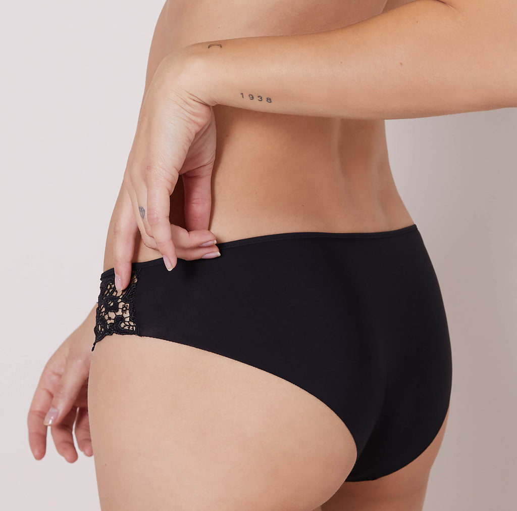 SAGA Briefs in Solid Black