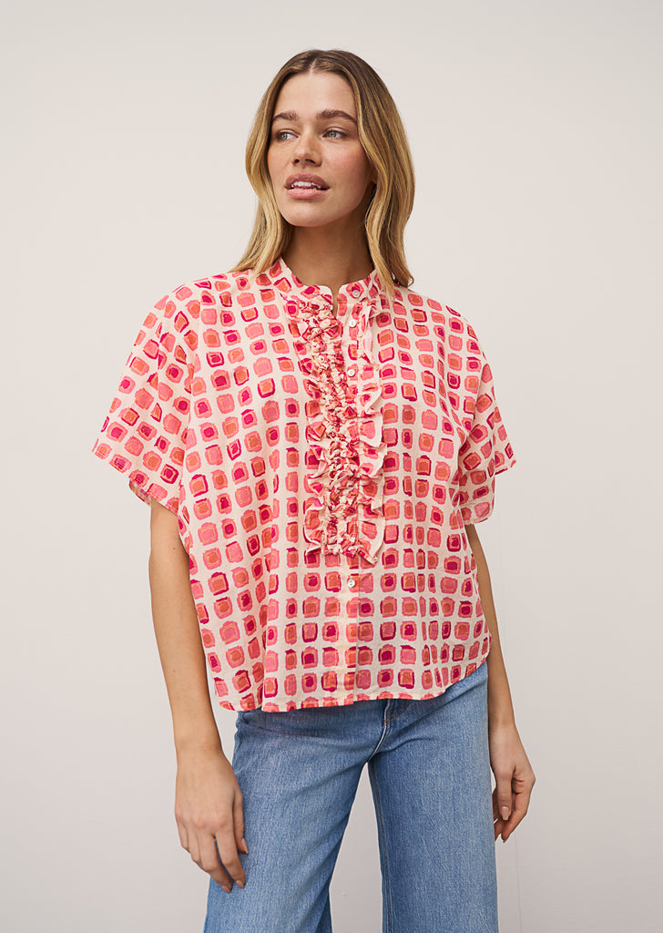 DAISY Ruffle Front S/S Blouse in Pink Squares
