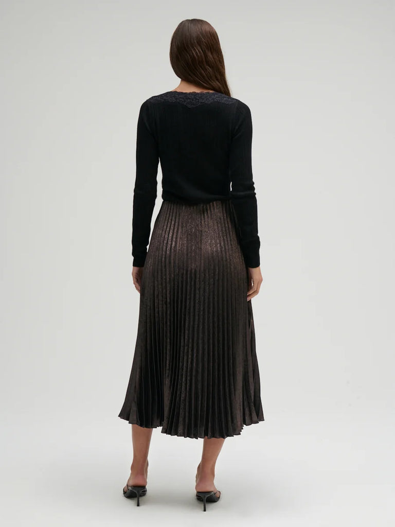 Metallic Pleated Skirt in Black/Gold