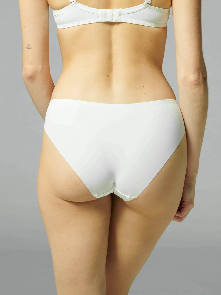 WISH Bikini Brief in Ivory