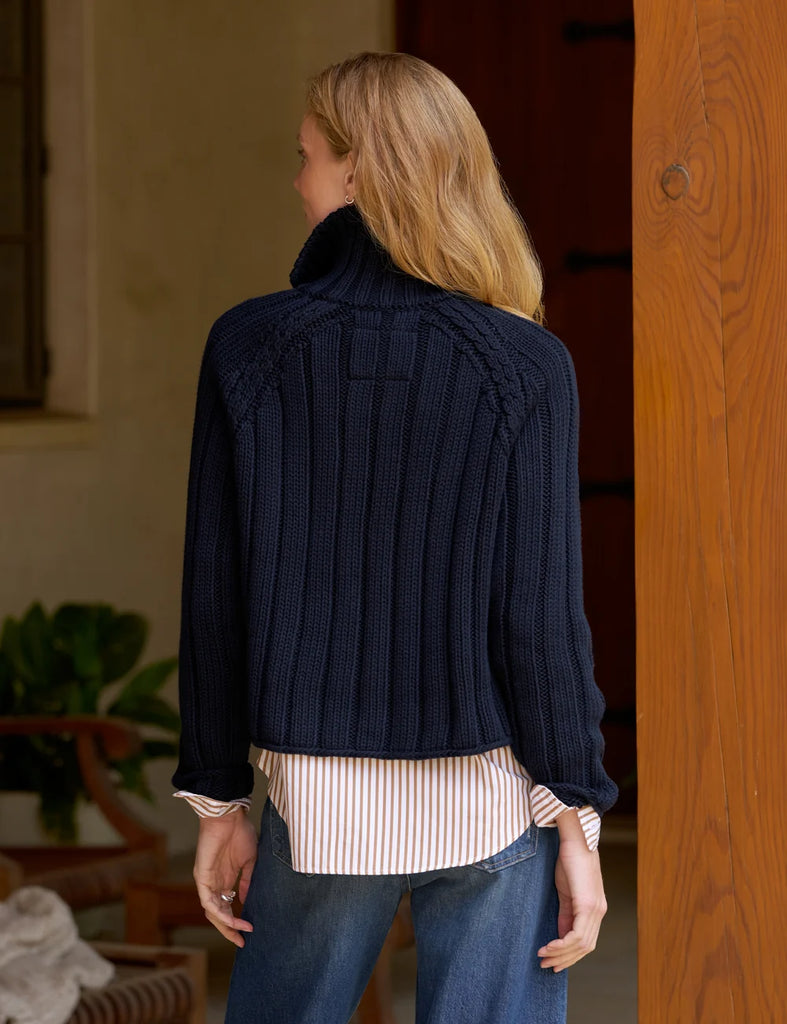 MINI COTSWOLDS Crop Cable Cardigan in Marine