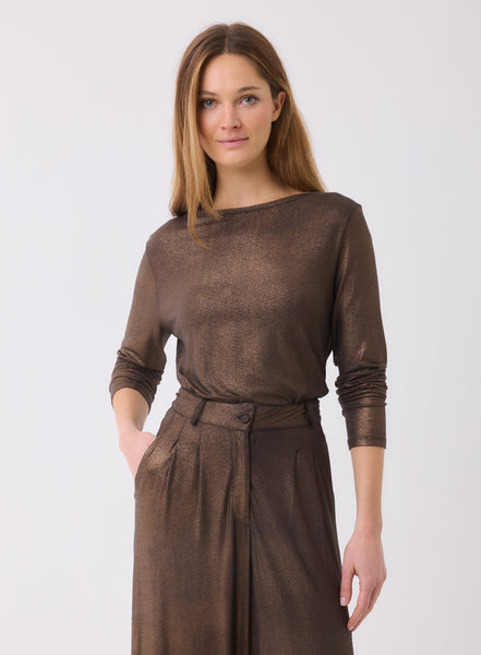 Soft Touch Metallic L/S Boatneck in Chocolate