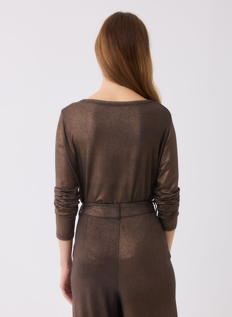 Soft Touch Metallic L/S Boatneck in Chocolate