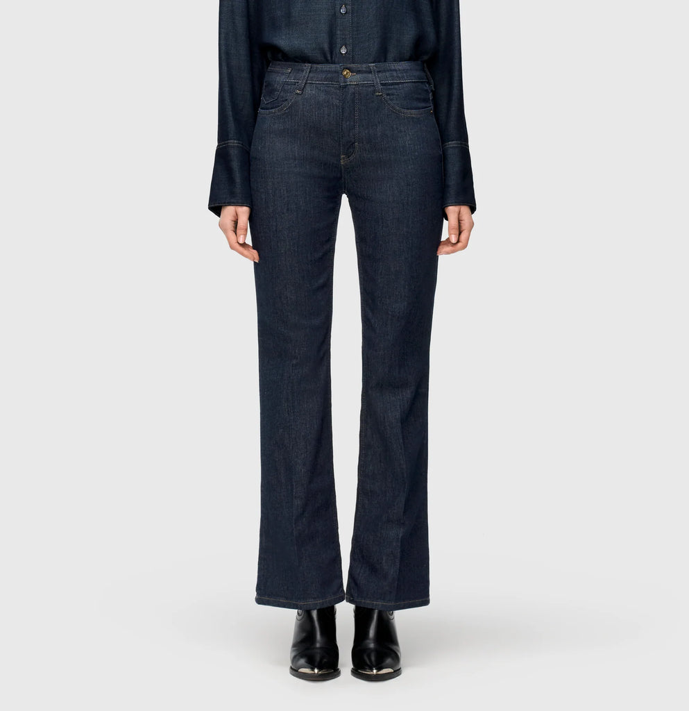 LAURA Bootcut Flare Jeans in Fashion Rinsed