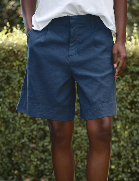 WATERFORD (7.5") Performance Linen Golf Shorts in Summer Navy