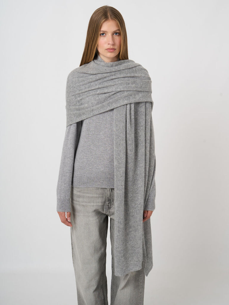 Cashmere Loose Knit Scarf in Light Grey