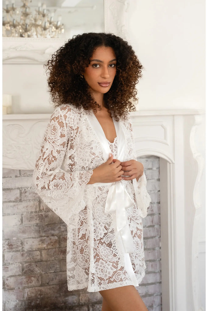BRYNLEIGH Lace Robe in Ivory