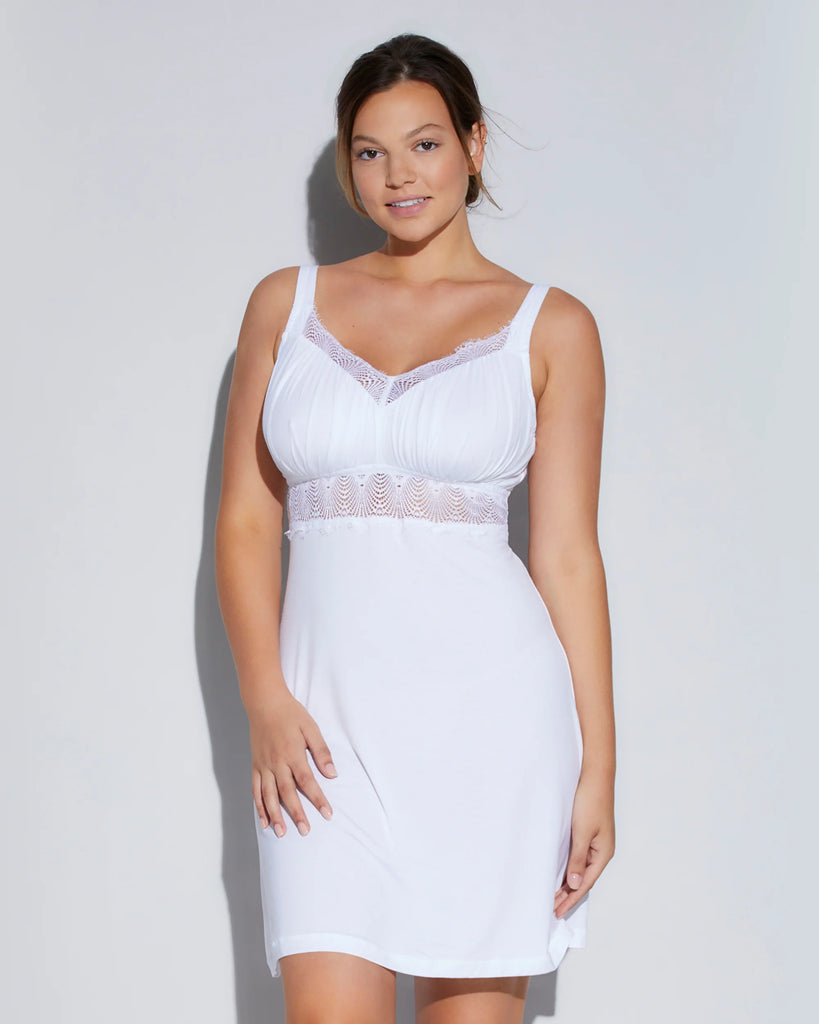 ALLURE Curvy Chemise in White – Christina's Luxuries
