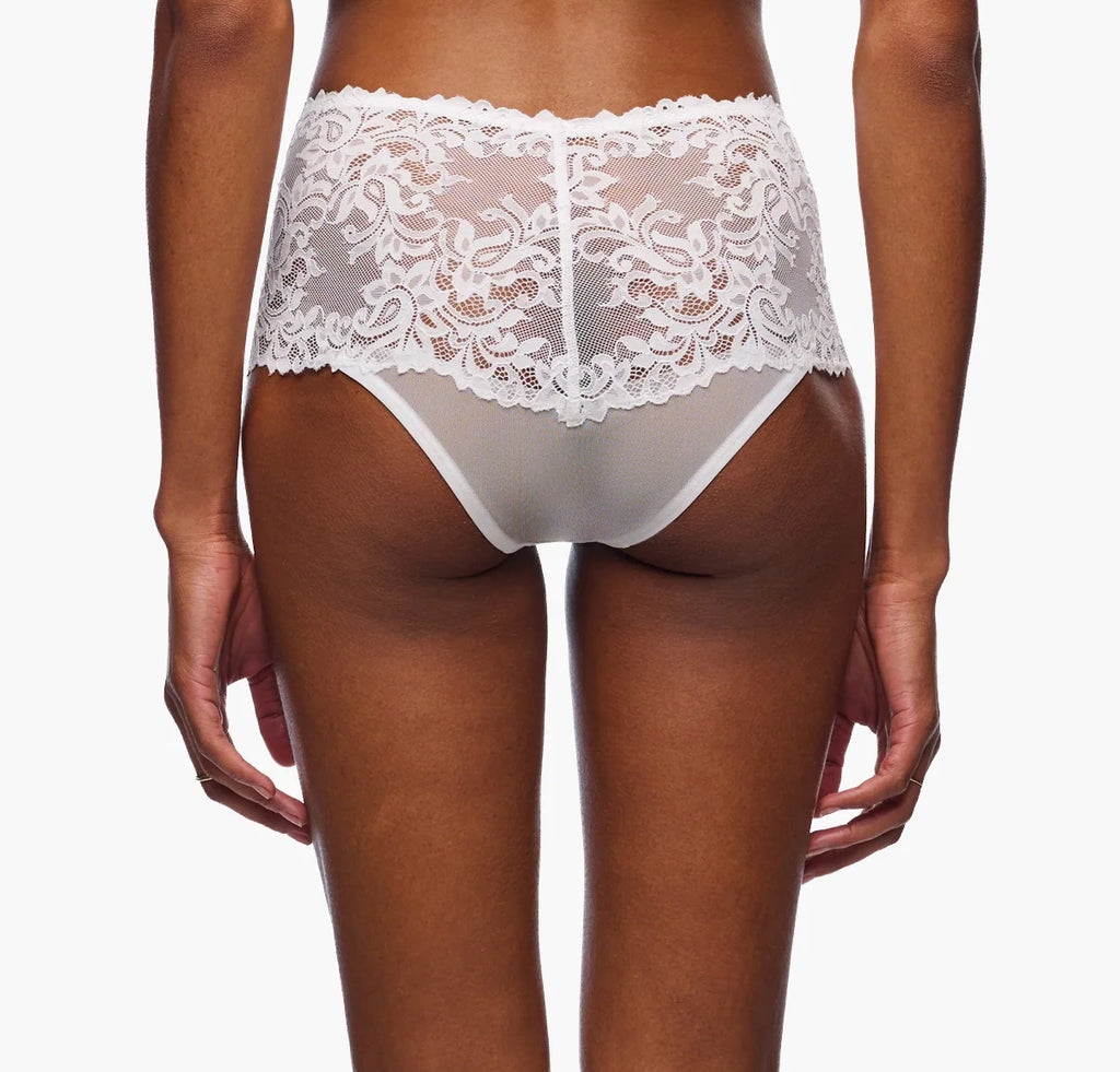 CARMELA High Rise Hotpants in White
