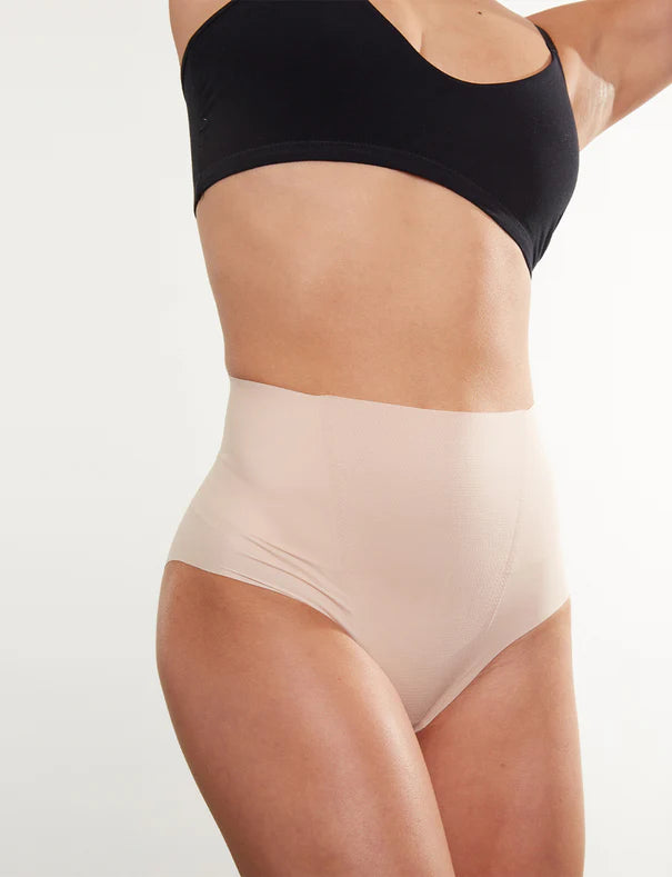 ZONE Smoothing Briefs in Beige