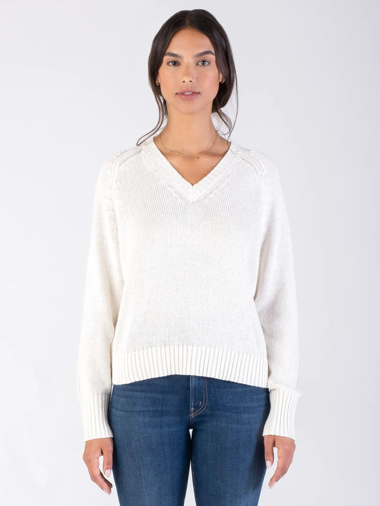 STEFANI Vee Sweater in Ivory
