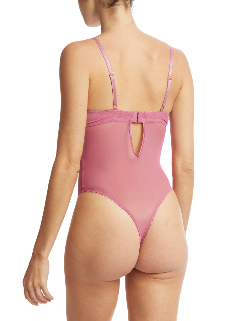 ALONG THE LINES Underwire Bodysuit in Rosehip Pink