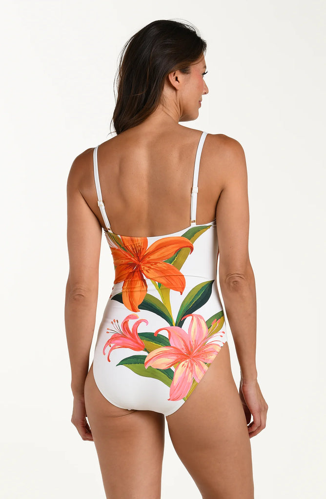 JUNGLE BLOSSOMS One Piece in Multi