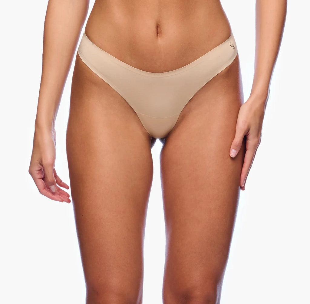 LISCIANTE Seamless Thong in Sabbia