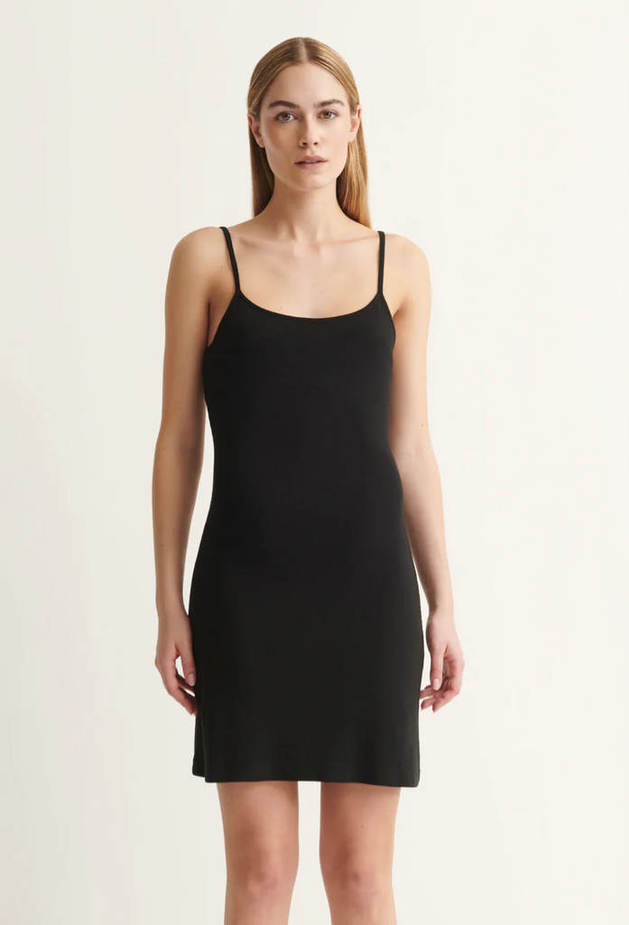 NAJAH Shelf Bra Chemise Slip Dress in Black – Christina's Luxuries
