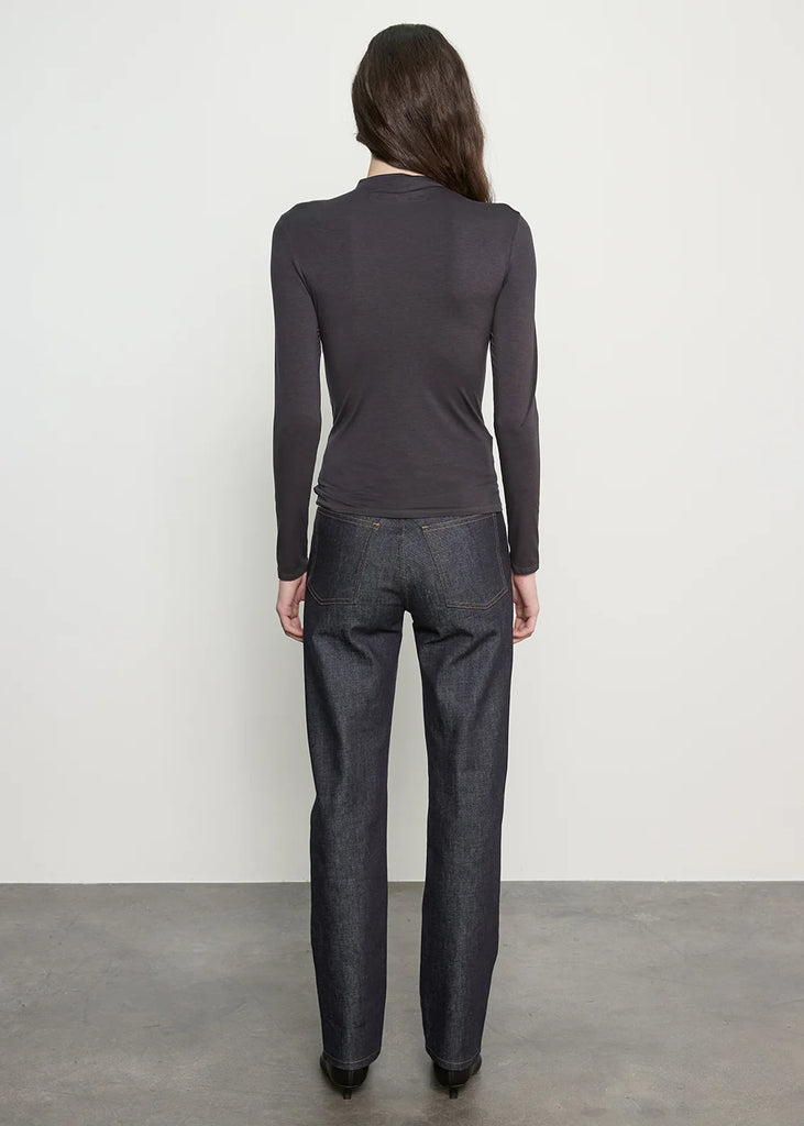 Fluid Jersey Twist Top in Phantom