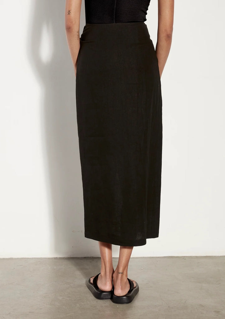 Linen Wrap Skirt in Black