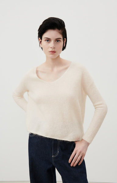 TYJI Wool Blend V-Neck Sweater in Mother of Pearl