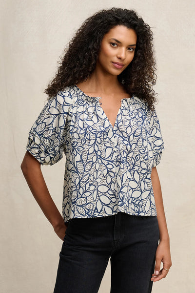 THERA Peasant Blouse in Dove
