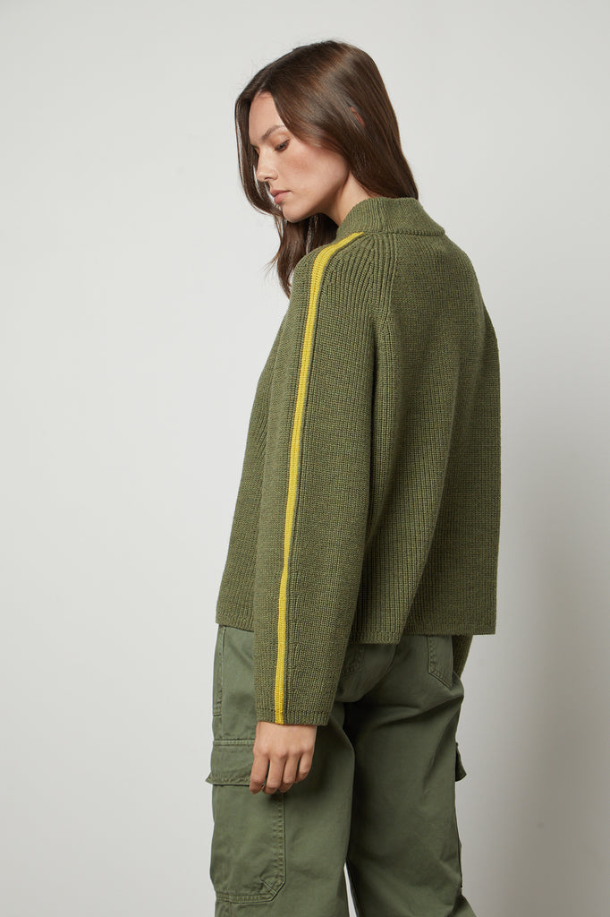 TEAGAN Raglan Sweater in Elm/Sunflower