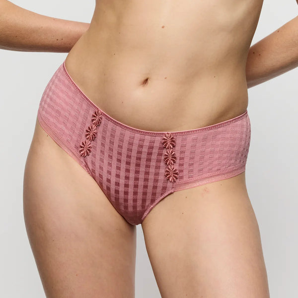 AVERO Hotpants in Ballet Pink
