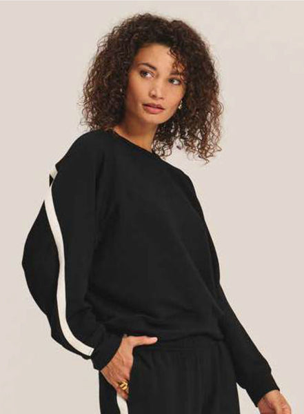 FRANKIE Fleece Crew Top in Black