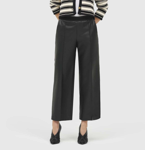 CHIARA Vegan Leather Cropped Pants in Black