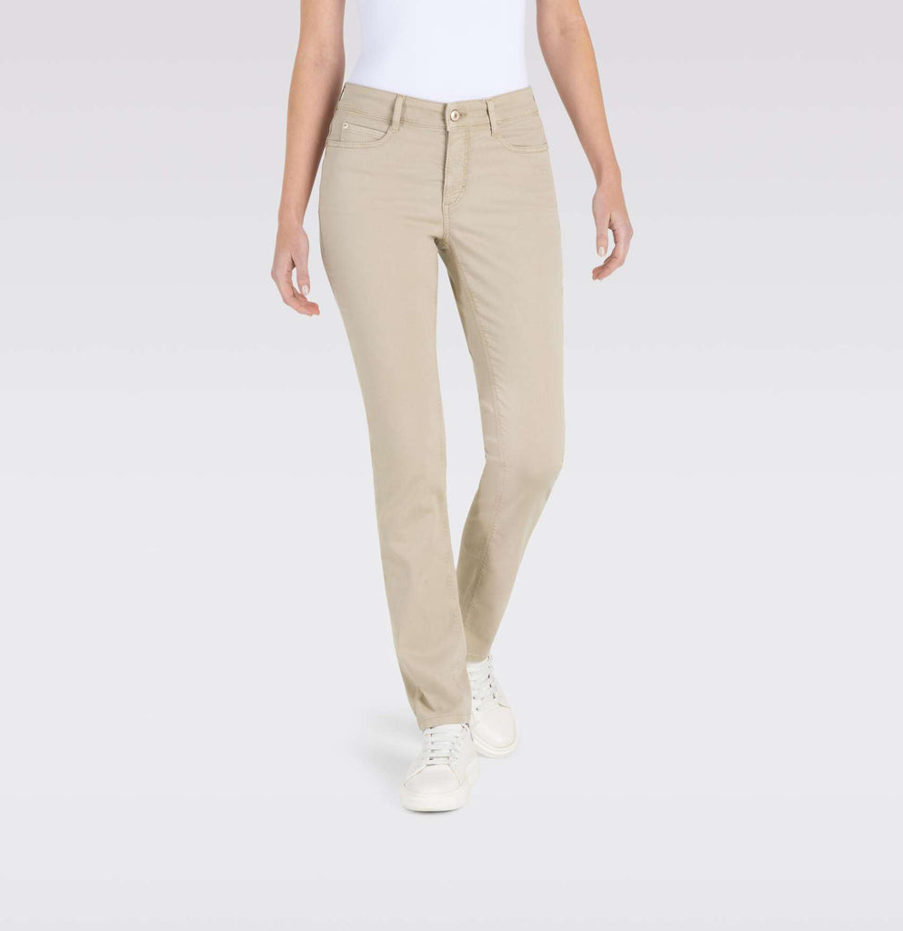 DREAM Wonder Light Straight Jeans in Smoothly Beige