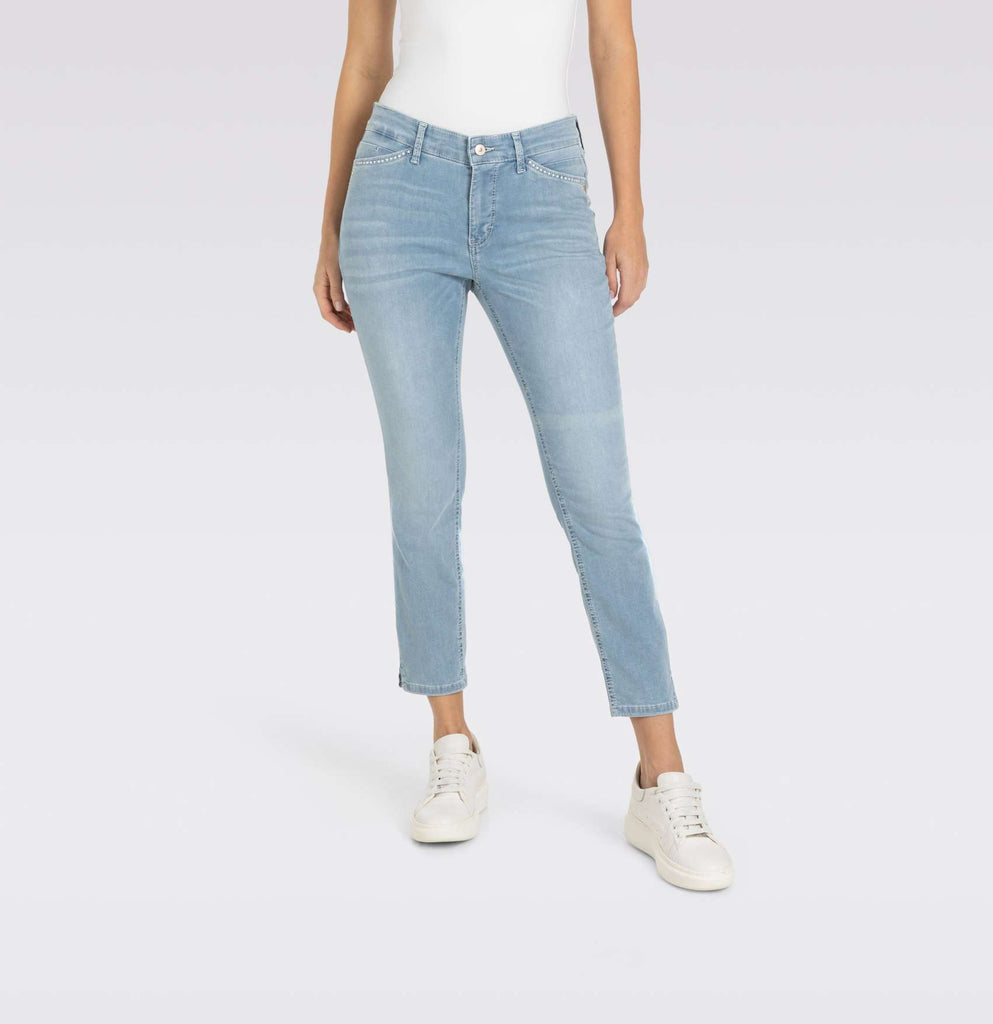 DREAM SUMMER Pearl Slim Crop Jeans in Exotic Mid Blue