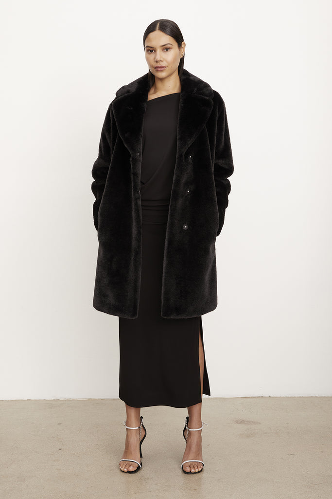 EVALYN Lux Faux Fur Coat in Black