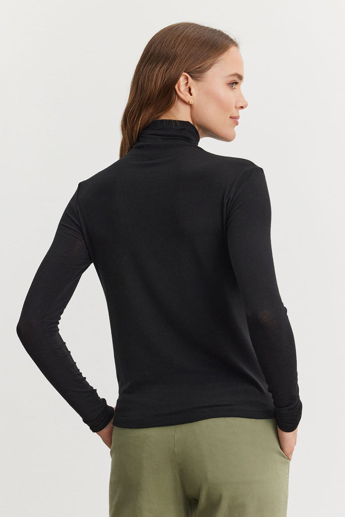 TILDA Turtleneck in Black