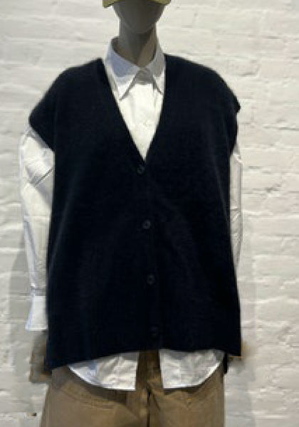 Wool Sweater Vest in British Navy