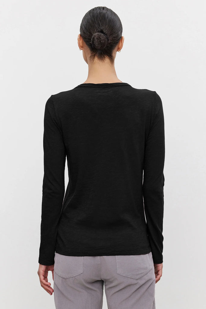 LIZZIE Long Sleeve Crew Tee in Black