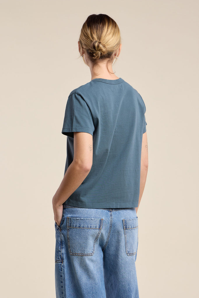 LEIGH Boxy Crew Neck Tee in Coal Dust
